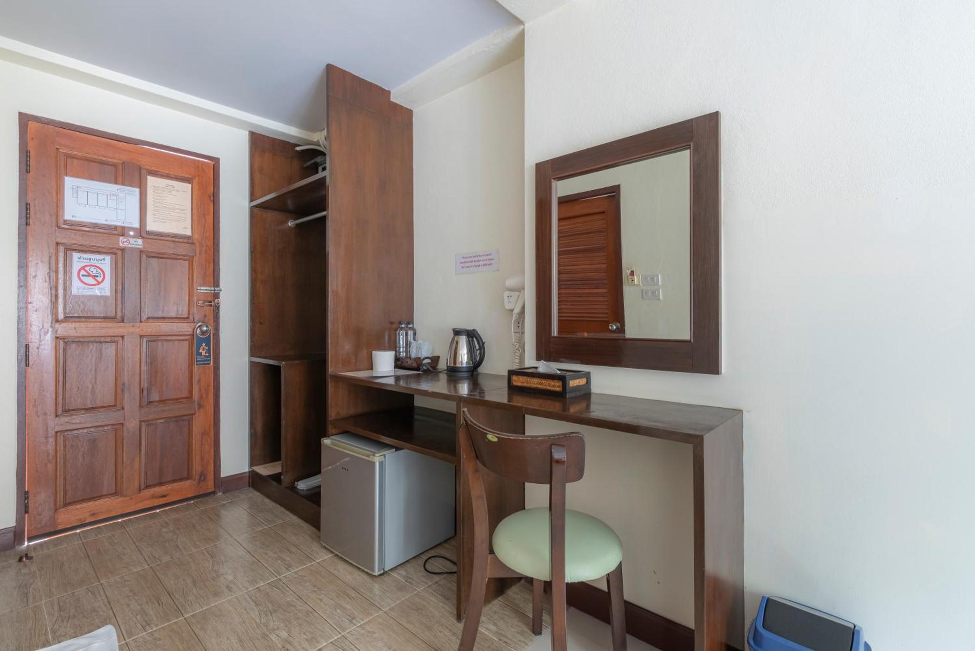 Manee Cool Mueang Hotell Chiang Mai Eksteriør bilde