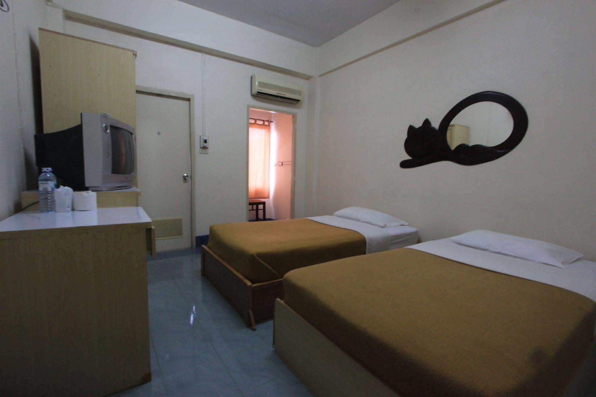 Manee Cool Mueang Hotell Chiang Mai Eksteriør bilde