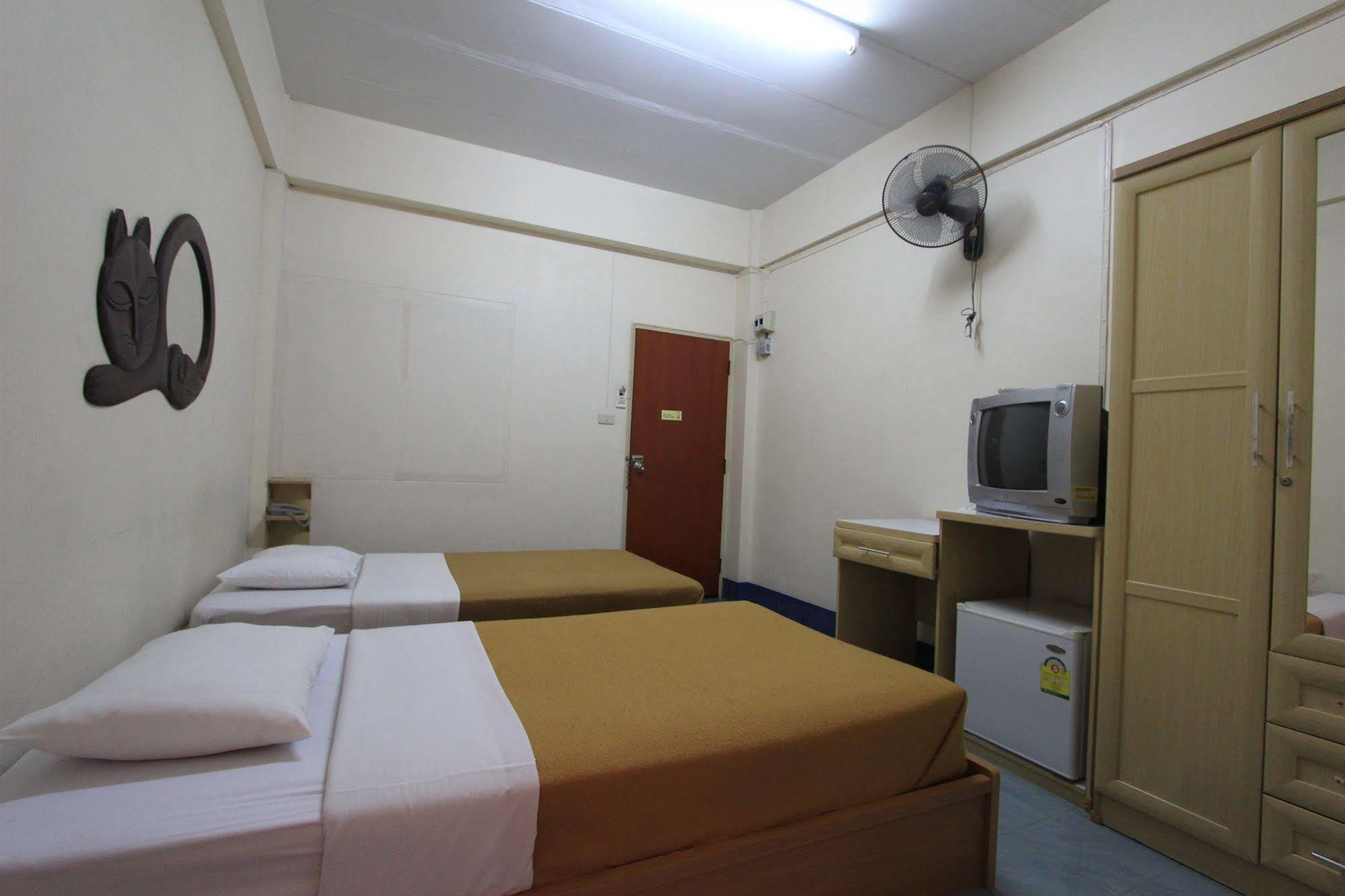 Manee Cool Mueang Hotell Chiang Mai Eksteriør bilde