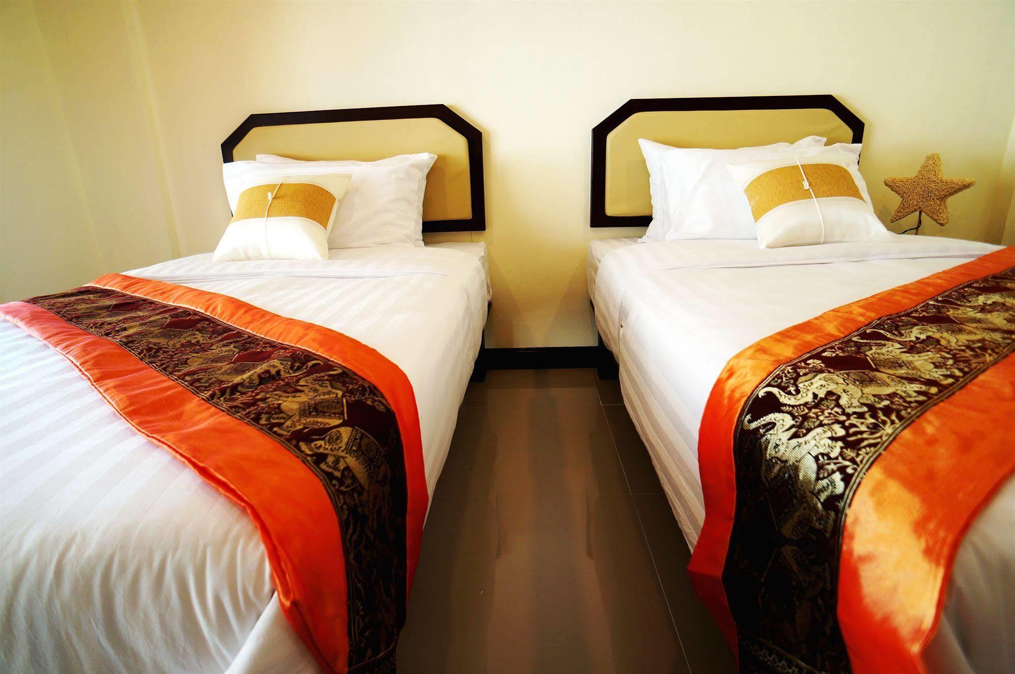 Manee Cool Mueang Hotell Chiang Mai Eksteriør bilde