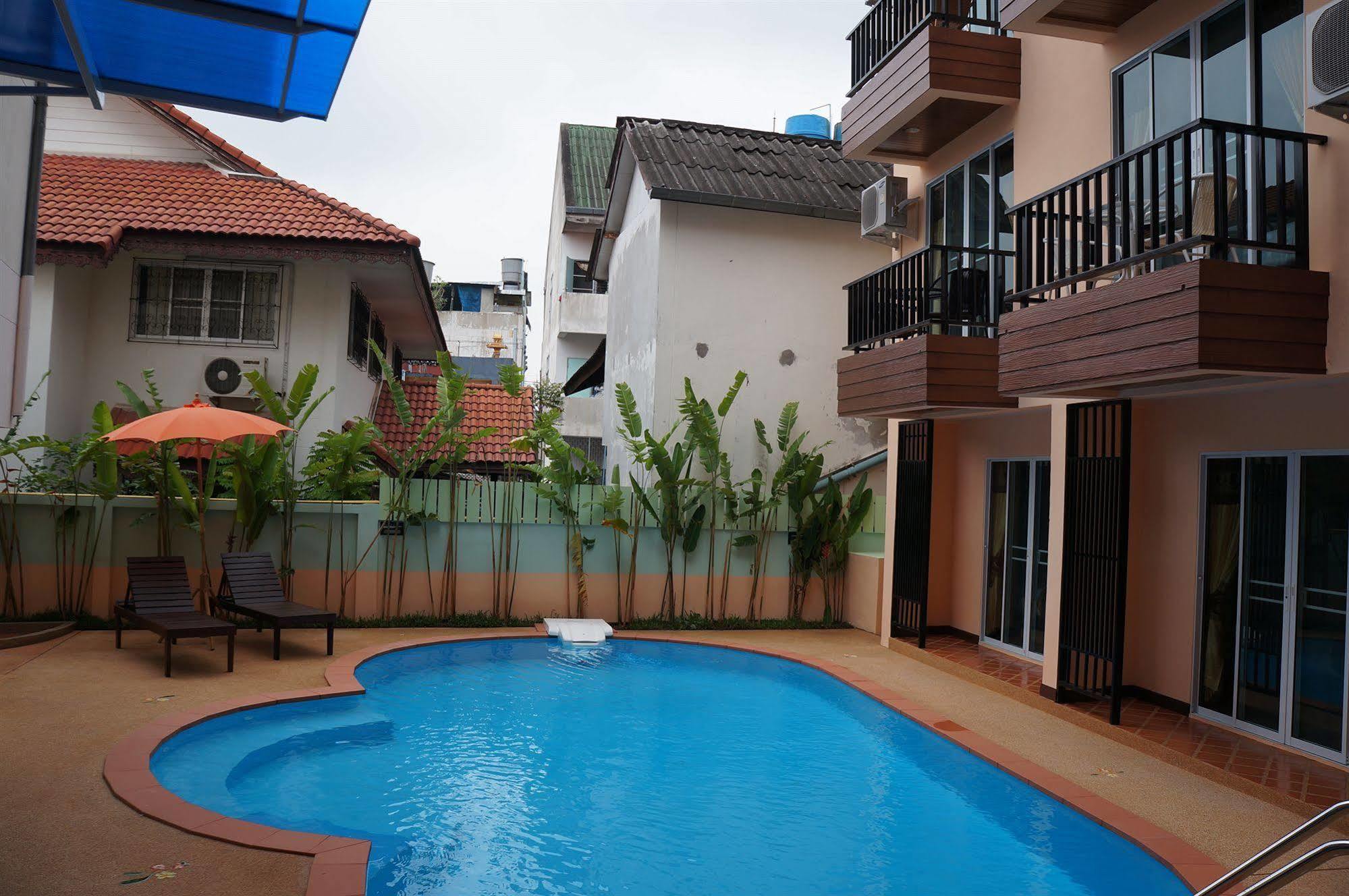 Manee Cool Mueang Hotell Chiang Mai Eksteriør bilde